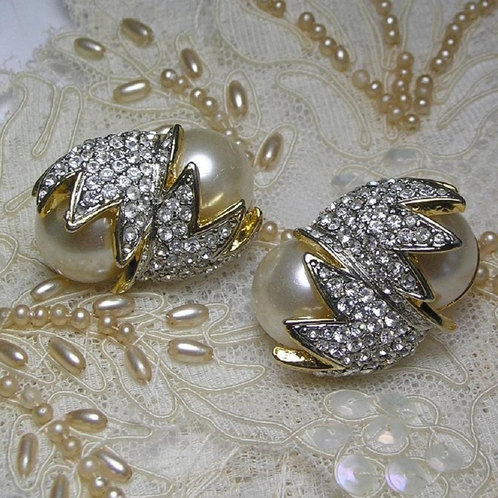 Gorgeous Vintage Pearl and Rhinestone Clip Earrings  FREE SHIPPING