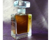 Aurora, a handmade organic natural perfume 2012 edition - A spicy, feminine floriental fragrance made from nature.