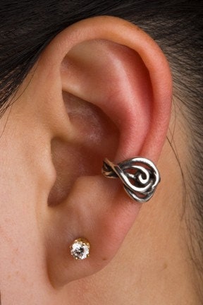 Silver Twisted Ear Cuff