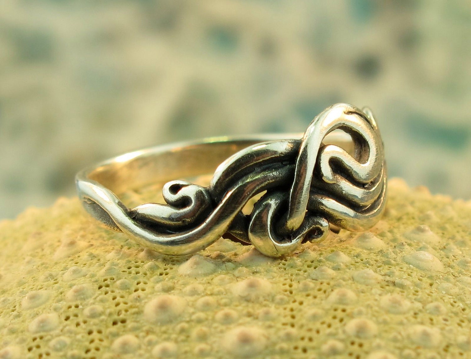 Silver Nouveau Swirl Ring