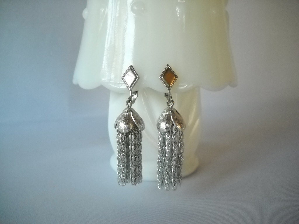 Vintage Earrings 1970s Tassel Earrings Mod Earrings Retro Jewelry Dangly Earrings Chandelier