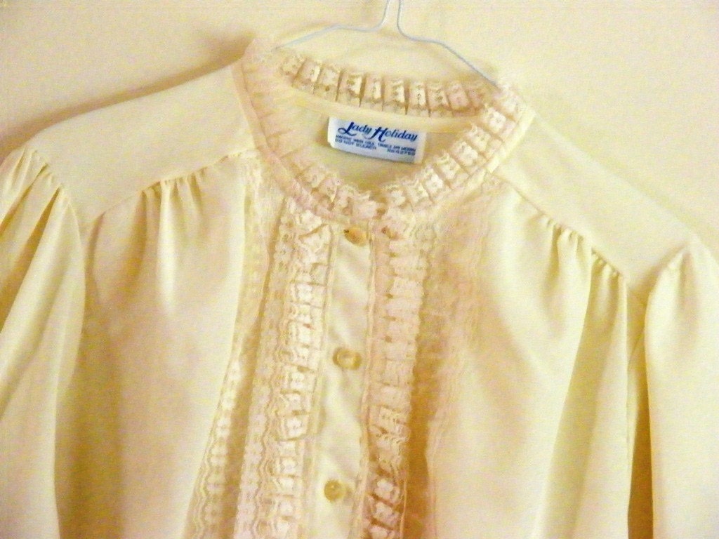 Lace Ruffled Vintage Blouse