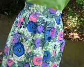 Fabulous Colorful Vintage Apron An Unusual Floral Design Bright And Pretty