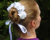 Floral Bun Wreath - White and Silver