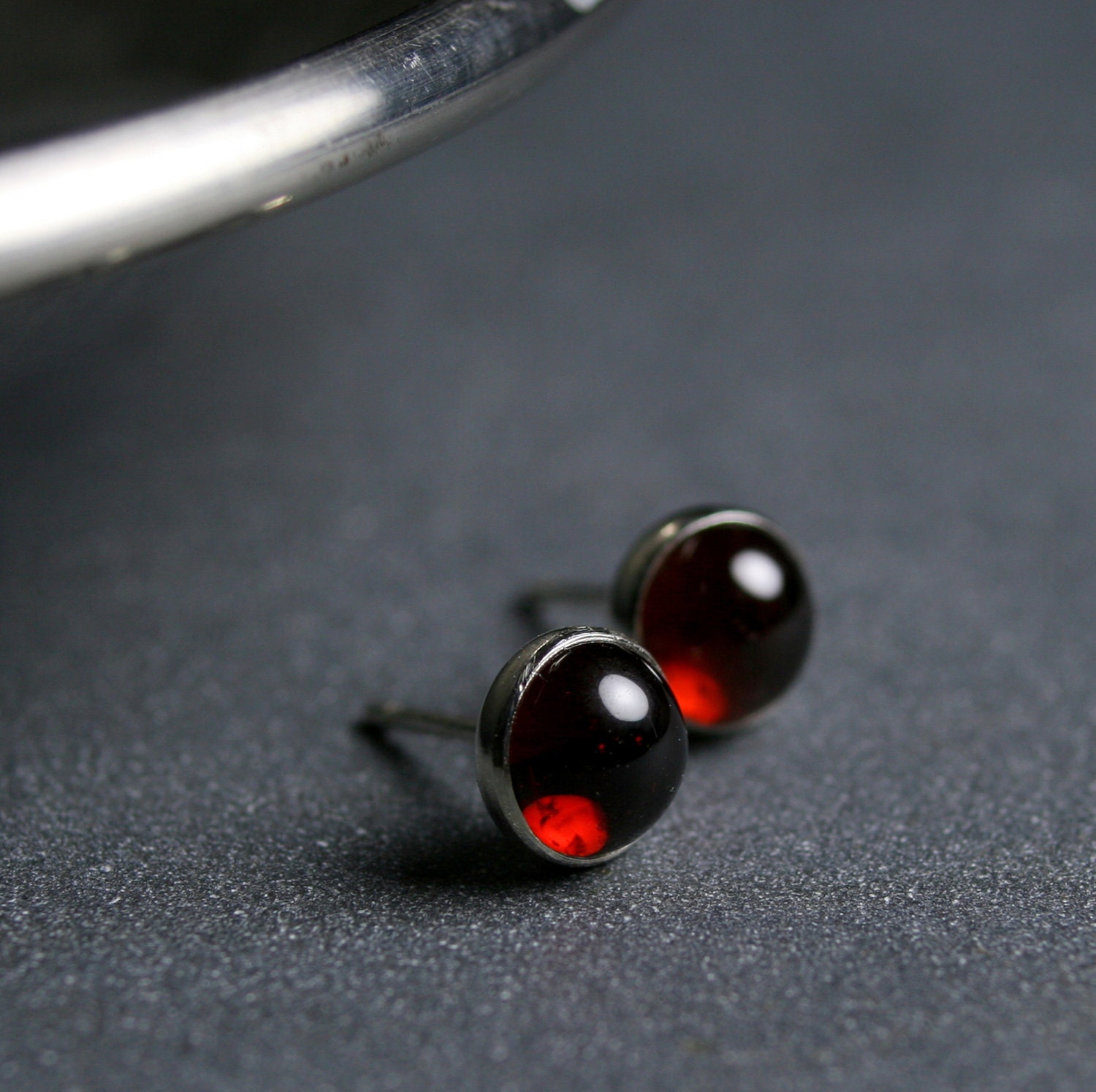 Garnet cabochon and sterling silver bezel set stud earrings 6mm