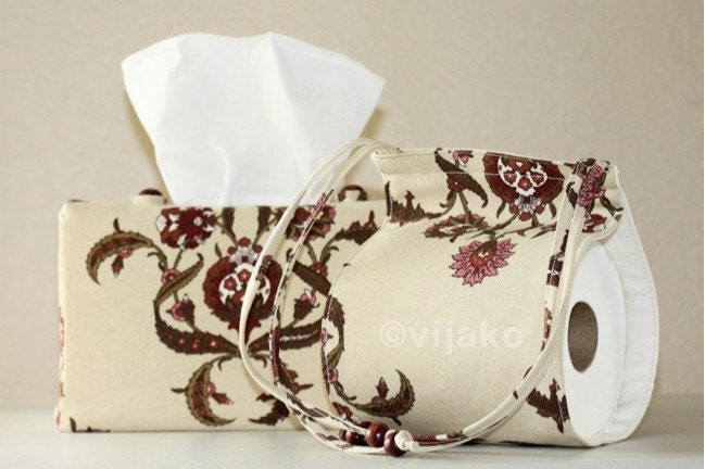 Damask floral bath accessory set