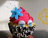 Fake Cupcake Coquettish Babette Cupcakes Damask Babette Bridal Shower Wedding Reception Decor Birthday Gift Business Card/Photo Holder
