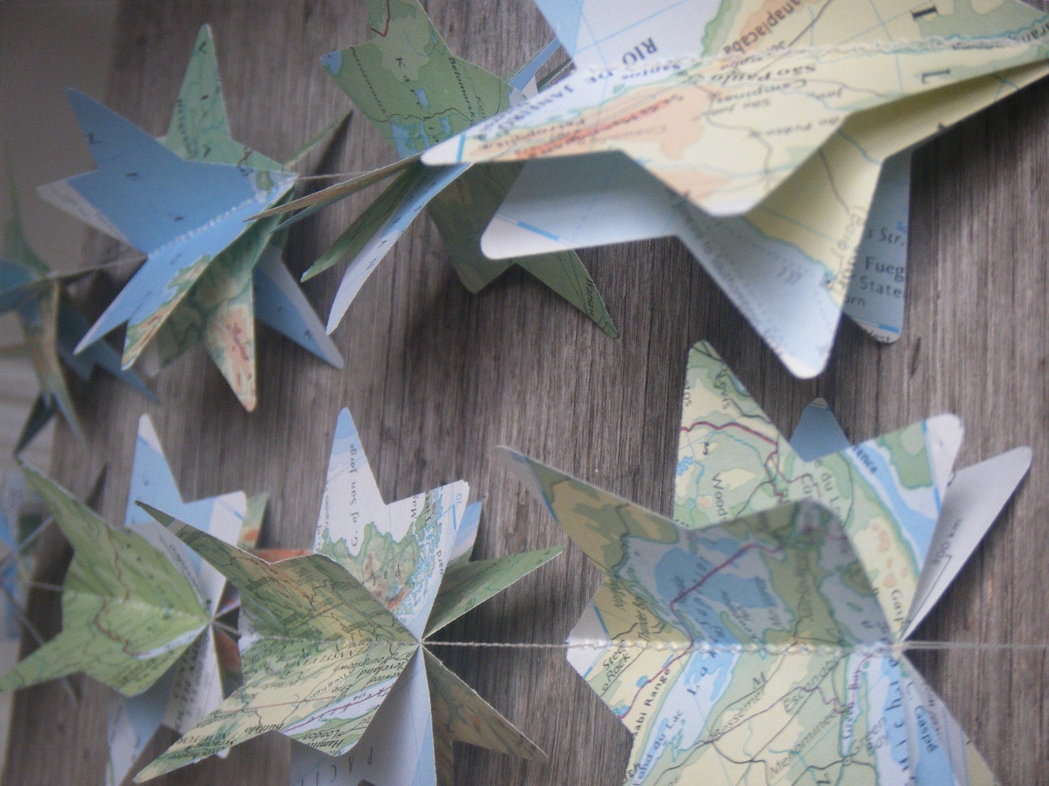 Vintage Atlas 3D Paper Mobile Star Strings