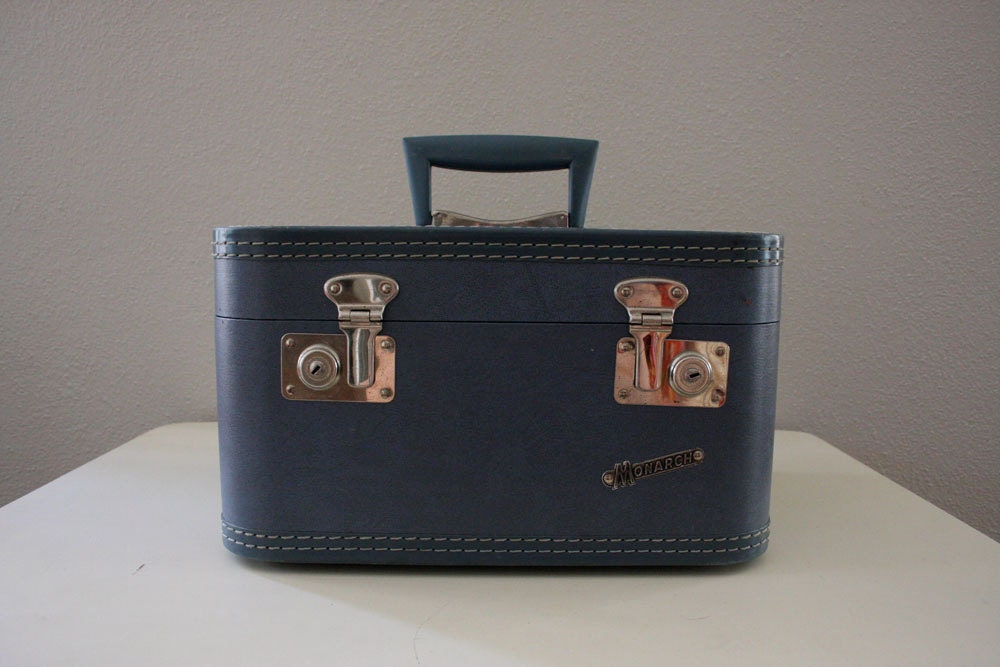 Holiday Sale // 1960s Vintage Train Case in Slate Blue and Silver . Mid Century Style