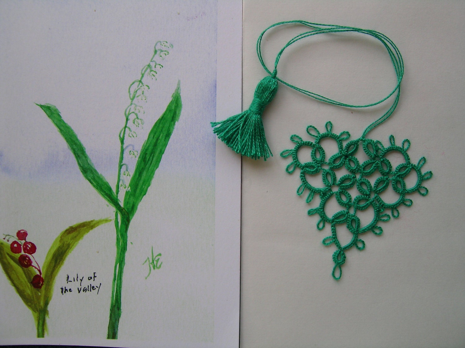 SPRING HEART    Tatted Bookmark on ETSY