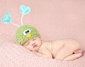 Love Bug Hat - Baby Bug Hat - Valentine Hat -  Newborn Photo Prop - Baby Boy Bug Hat - Valentines Day Photo Prop - Green - Size NEWBORN