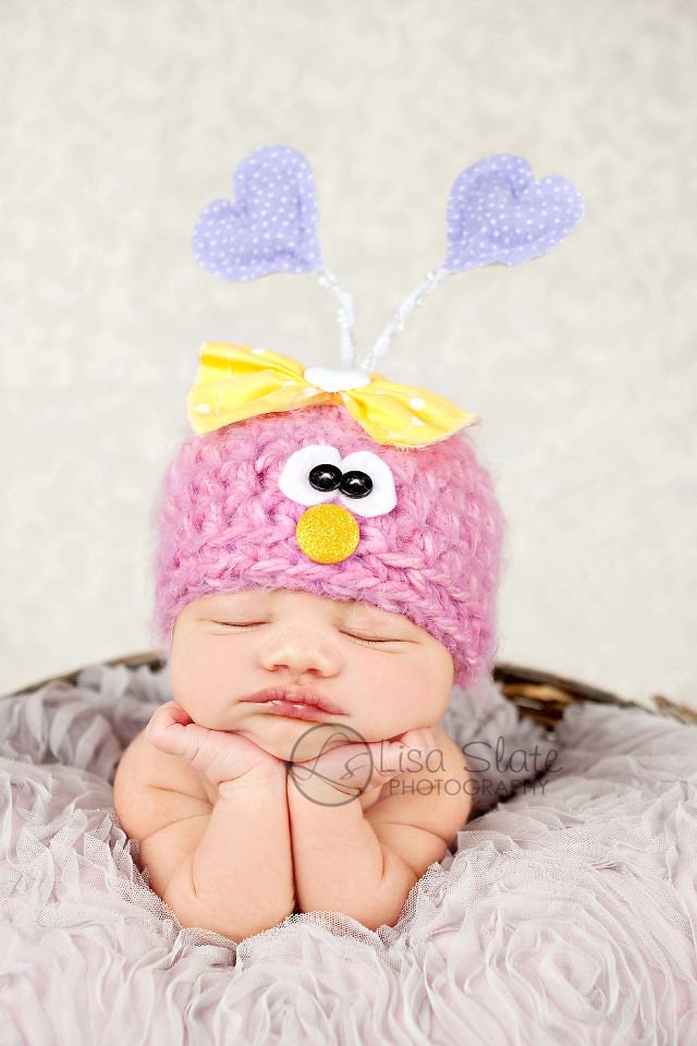 Love Bug Hat - Baby Bug Hat - Valentine Hat - Newborn Photo Prop - Baby Girl Bug Hat - Valentines Day Photo Prop - Pink - Size NEWBORN