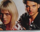 CARD HOLDER - Primeval - Connor Temple and Abby Maitland