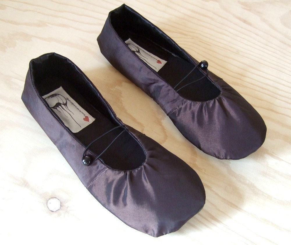 Handmade Organic Vegan Ballet Flat- Antoinette in Black