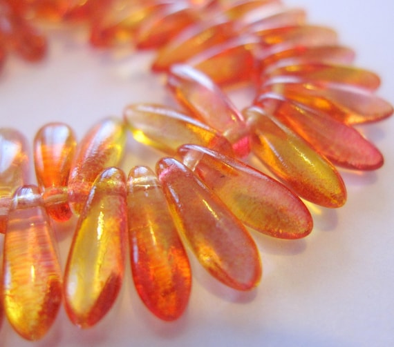 Yellow Red Czech Glass bead 3x11mm Dagger  - 30 pieces     (ST517)