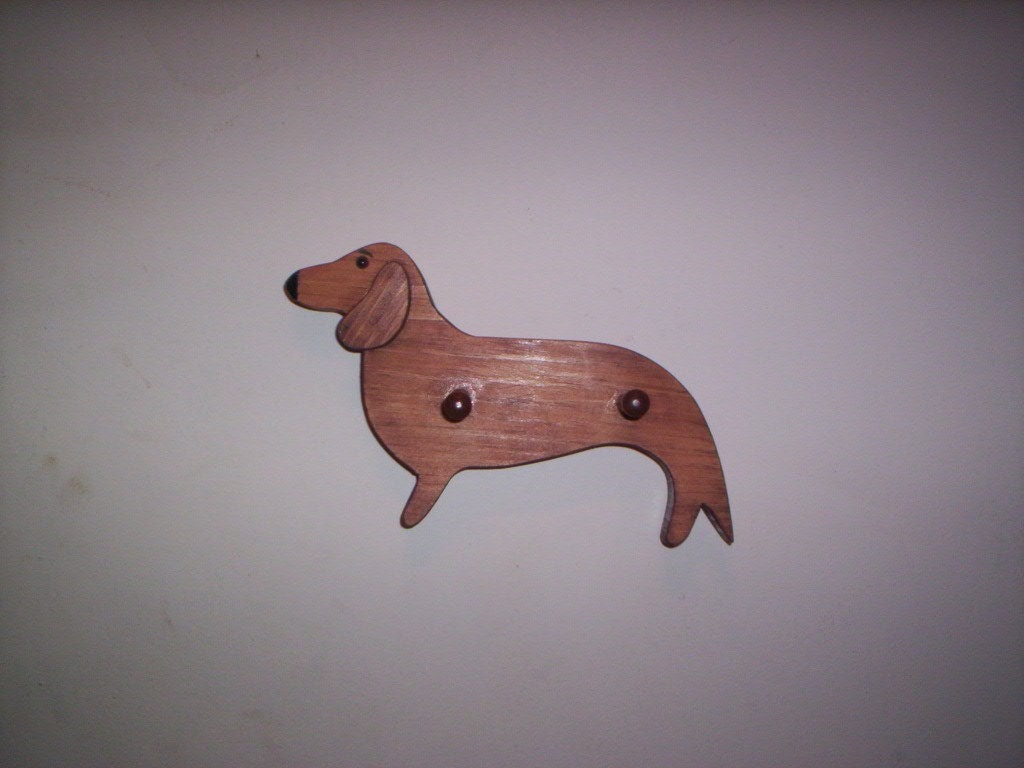 Dachchund leash/key holder, profile