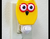 Glassworks Northwest - Night Owl Night Light - Yellow - Fused Glass Art