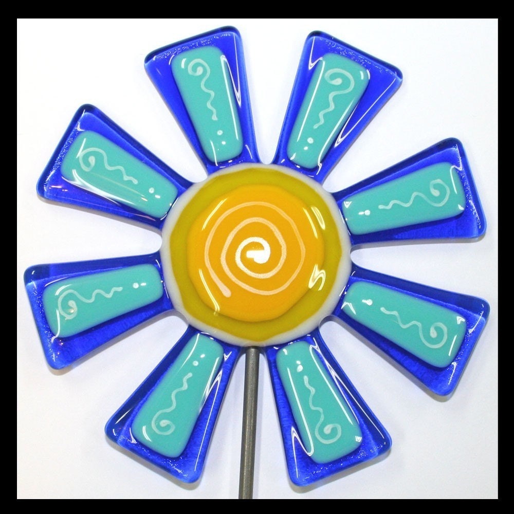 Glassworks Northwest - Brilliant Dark Blue Flower Stake - Fused Glass Garden Art