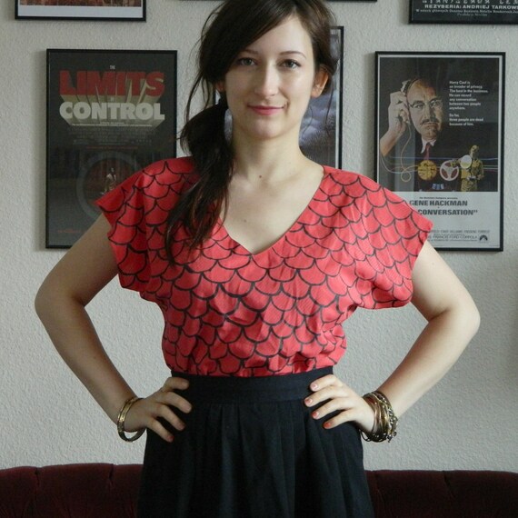 Hand-painted Coral Scallop Top