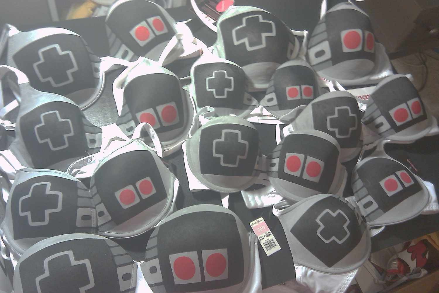 Nintendo NES Controller Bra