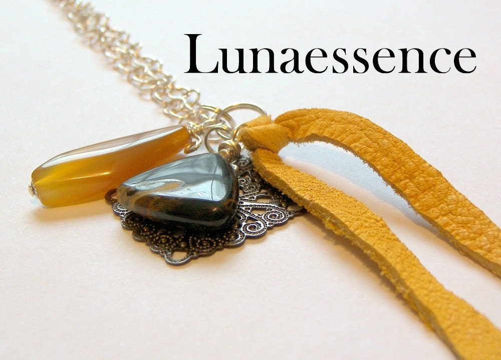 Pendant Venus Rising Tiger Eye Filigree