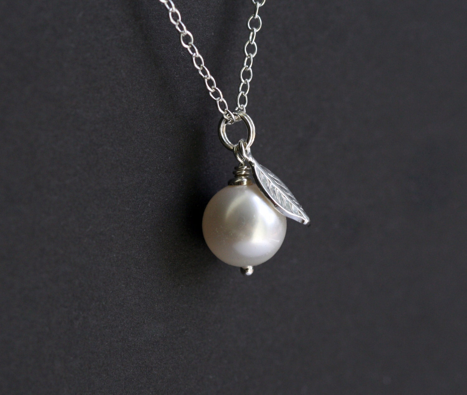 Little Apple - Pearl And Leaf Sterling Silver Necklace