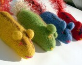 Chipper-munk Cat Toy Hand Knit Wool with Organic Catnip