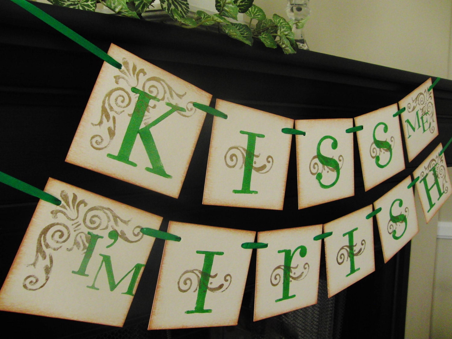 St Patricks Day decoration KISS ME I'M IRISH Sign Baner Garland swag Il_570xn