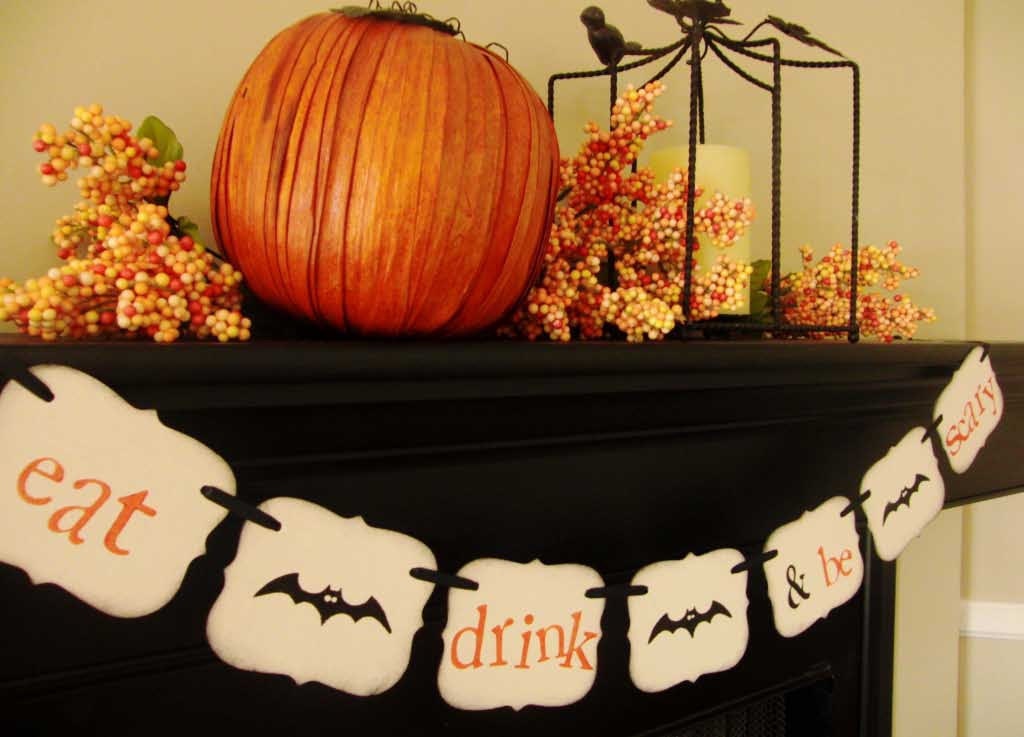 halloween decoration EAT DRINK & be SCARY painted banner sign garland