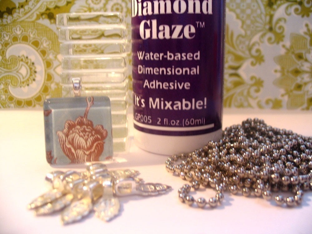 BUNDLE PACK...20...1 INCH Glass Tiles...20  Bails....20 Ball Chains...2oz Diamond Glaze