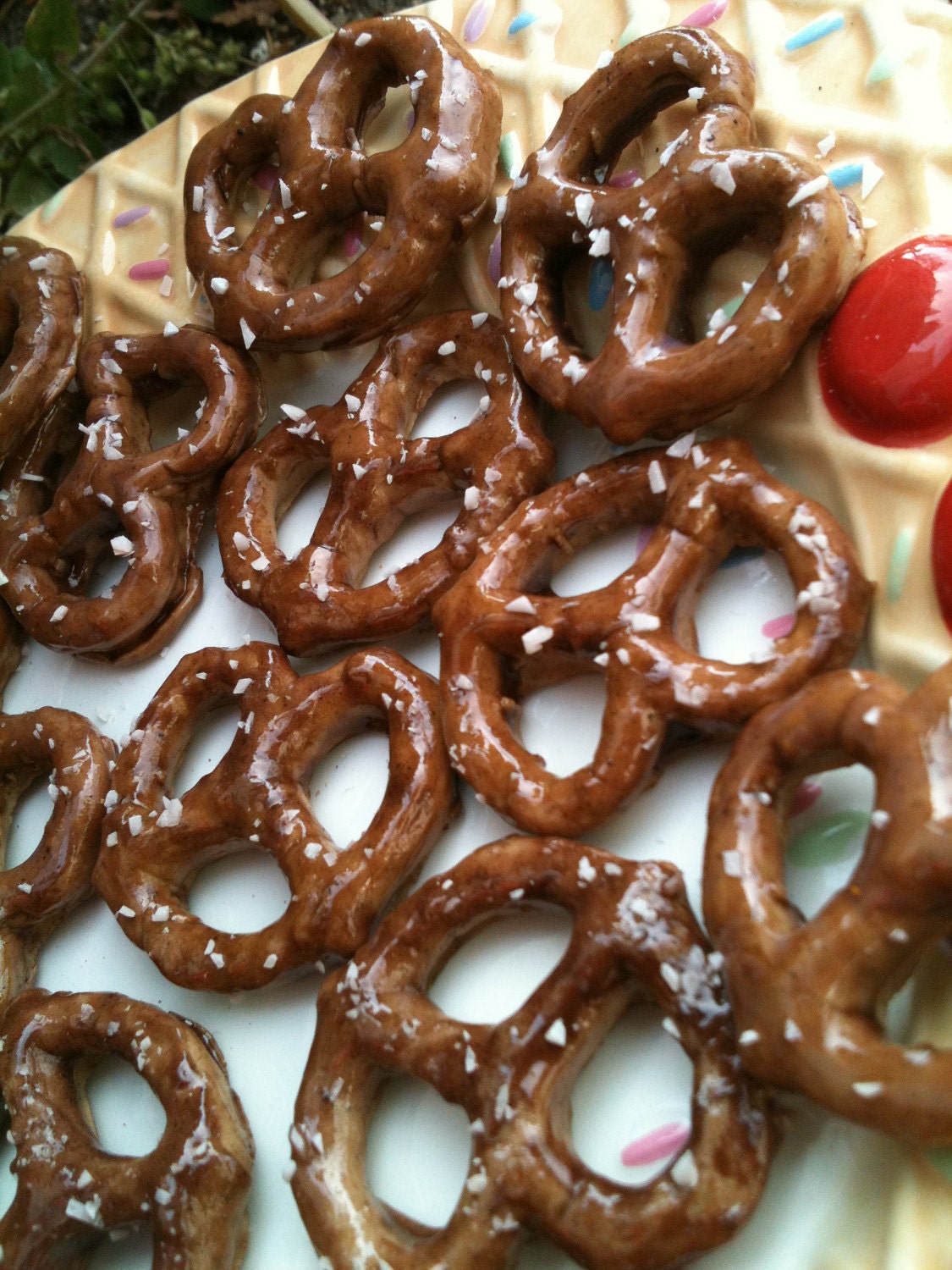 Pretzels commercial food props 50pc
