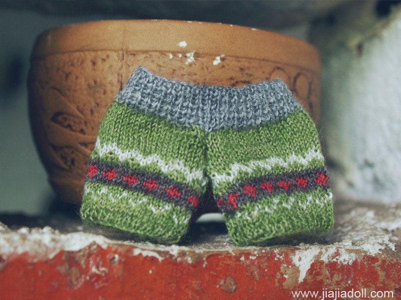 jiajiadoll-hand knitting- green pattern shorts fits Momoko Or Blythe Or Misaki