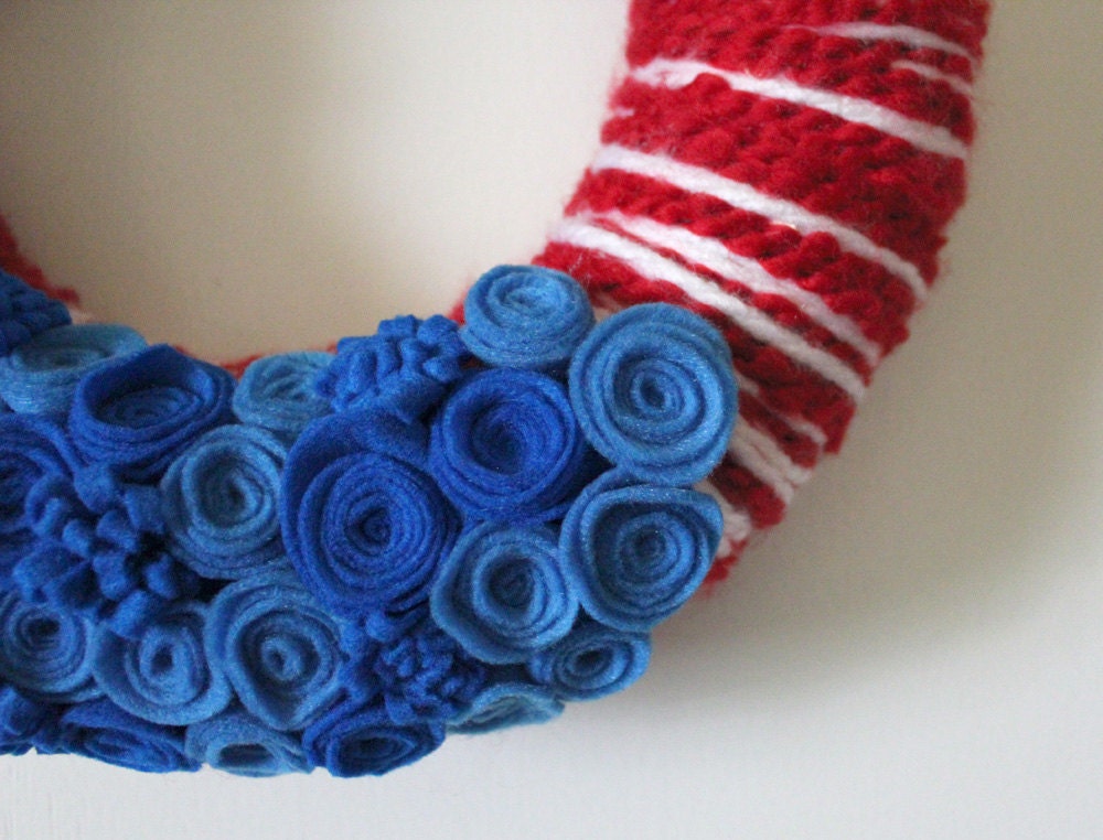 Red White and Blue Yarn and Felt Wreath, 12 inch