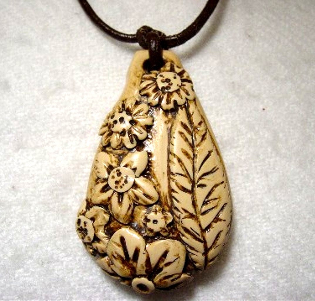 INSTANT DOWNLOAD, Polymer clay tutorial - How to use cutters and other tools to create sculpted polymer clay jewelry