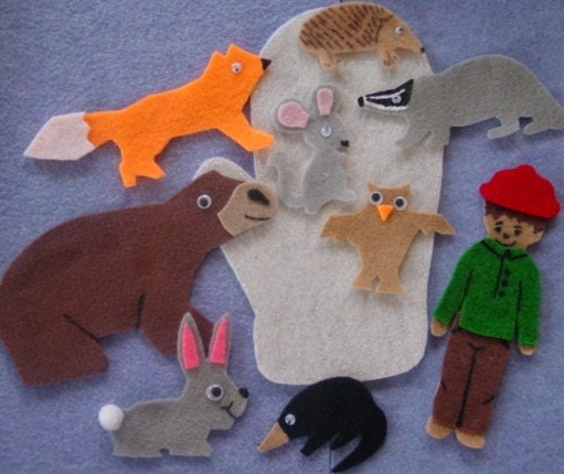 THE MITTEN Children's Flannel Board Felt Set