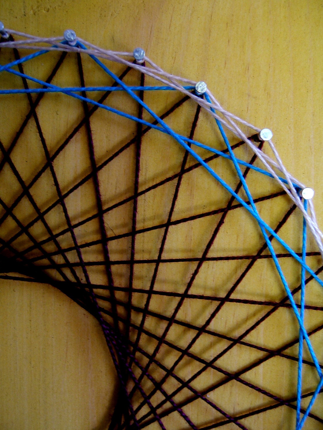Modern String Art Wooden Tablet - Spirograph on Gold