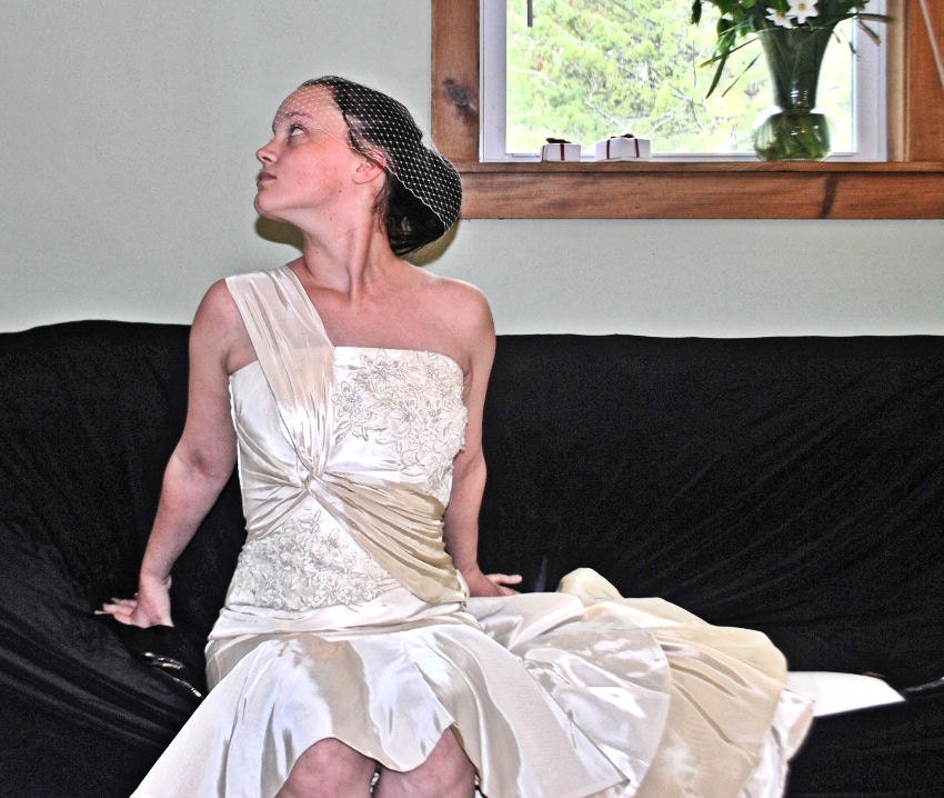 LIZ, Vintage Style Wedding Dress, Hollywood Glam, Mermaid Style, Asymmetric Style
