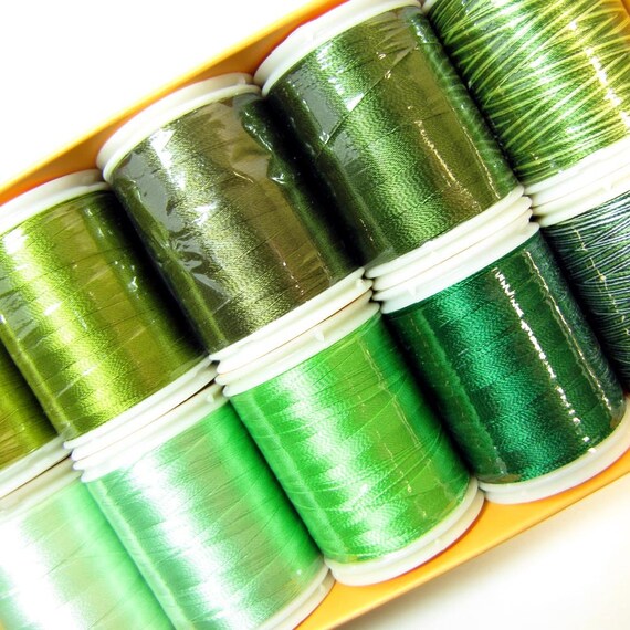 WonderFil 40 Weight Rayon Green Thread Pack