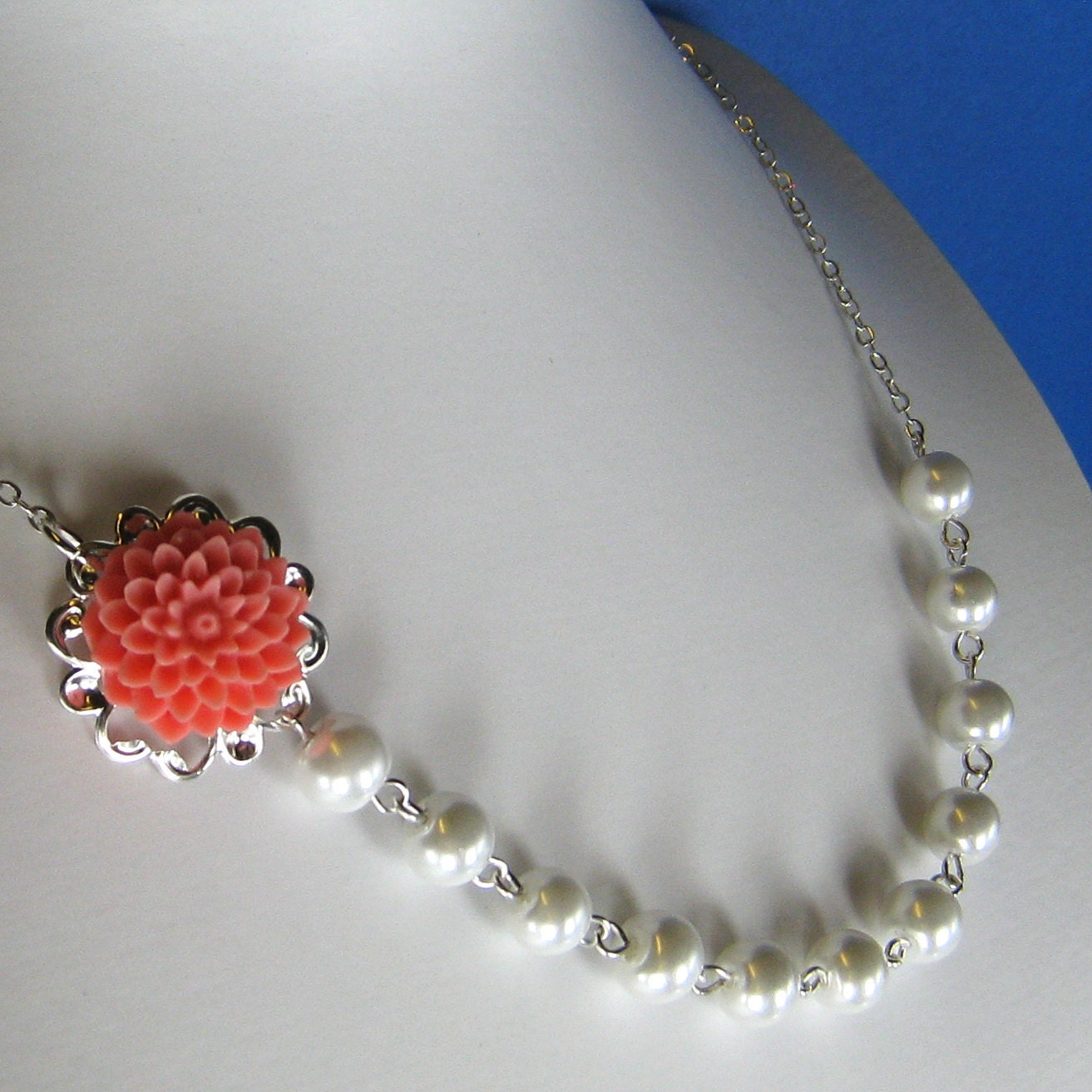 Rose pearl necklace, bridesmaids/wedding jewelry (Custom order - your choice of colour) WN14