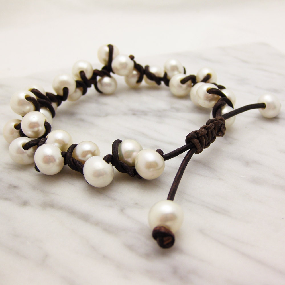 Leather and Pearl Bracelet: Knotted with Natural Fresh Water White Pearls / nature nautical ocean clam snow inspired / cream organic