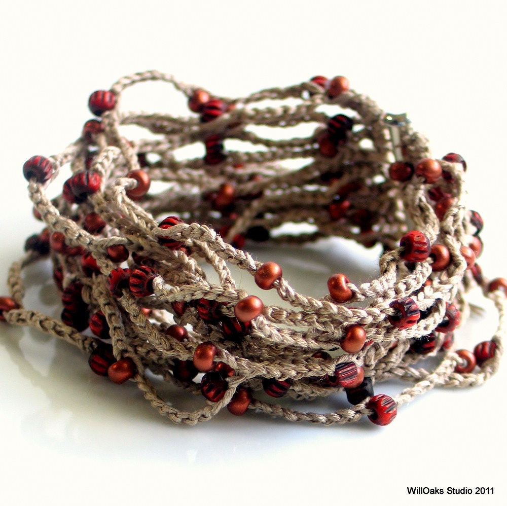 Beige Silk Cuff with Firebrick Red Glass and Bone Beads, Nougat Silk Crocheted Cuff, Comfort Cuff, Original Design, Fresh Fashion
