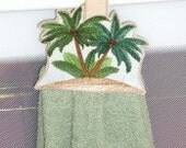 TOWEL TOPPERS
