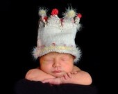 NEWBORN GIRLY CROWN