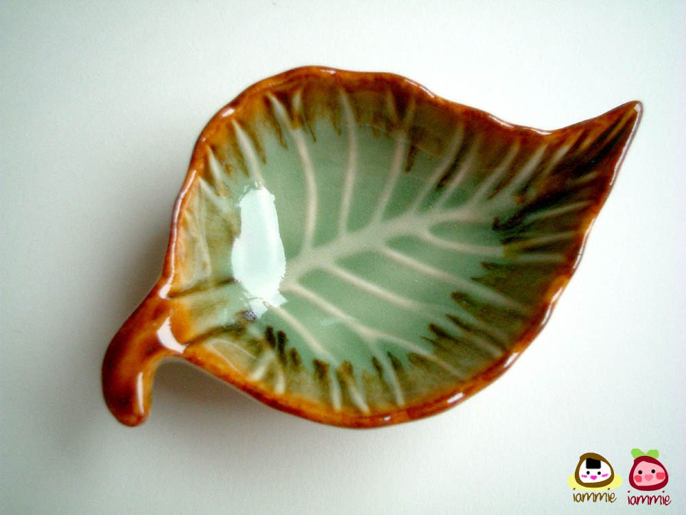 Light Blue Fish Ceramic Plate, ceramic bowl, ceramic dish, sauce, small, ceramic fish, decoration, decor, decorative, brown, water, iammie