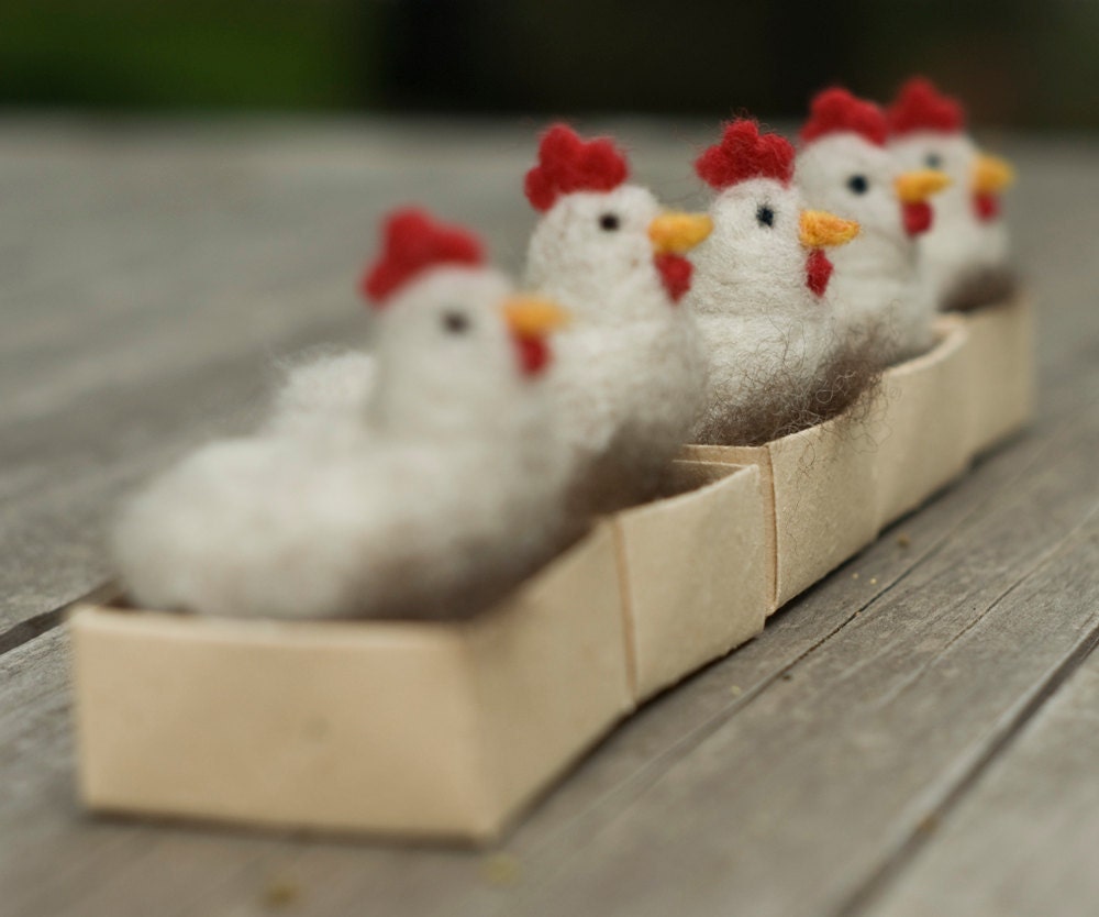 Needle Felted Chicken - Hen with Egg