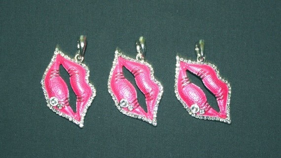 Rhinestone Enameled Hot Pink Lip Pendant