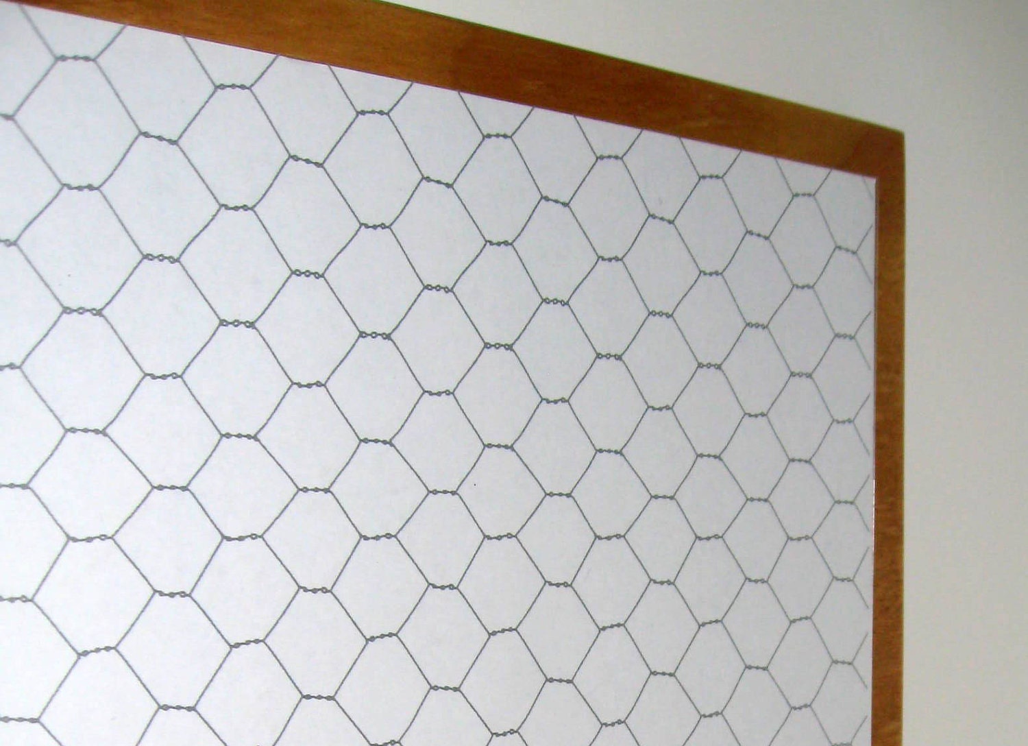 Silver Coop Wire..Magnet Dry Erase Steel Memo Board  // housewarming host gift // office decor organization // home decor // wall decor