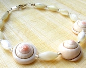 Natural Shell and Mother of Pearl Bracelet
