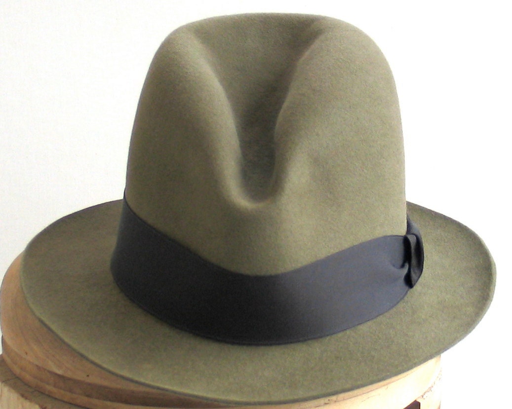 Green Felt Fedora Hat- Men's Hat- Winter Accessories- Fall Fashion- Mad Men.