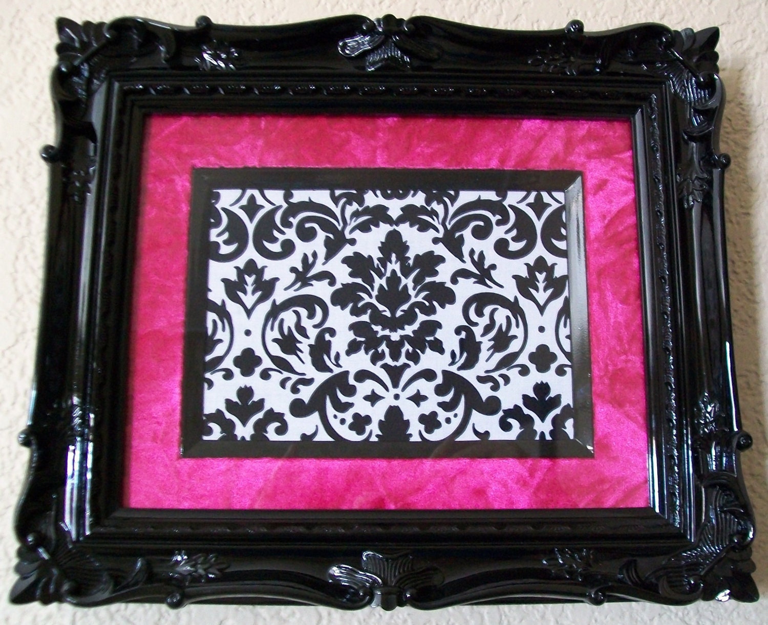 Baroque Ornate Vintage Frame-Photo Frame-Picture Frame-8x10 & 5x7 in ONE-Black Gloss-Hot Pink- Black and White Damask-Magnetic Memo Board